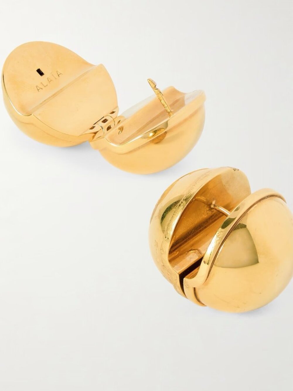 ALAÏA ALAΪA Sphere Earrings in Or Gold